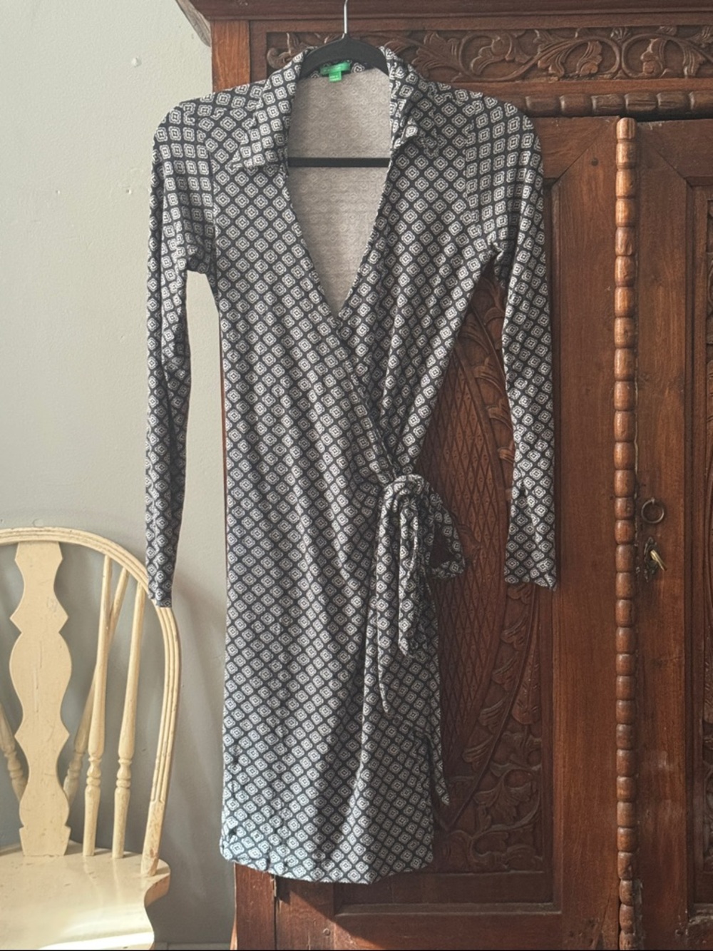 United Colors Of Benetton Blue  and White Long-Sleeve Wrap Dress. Size XS